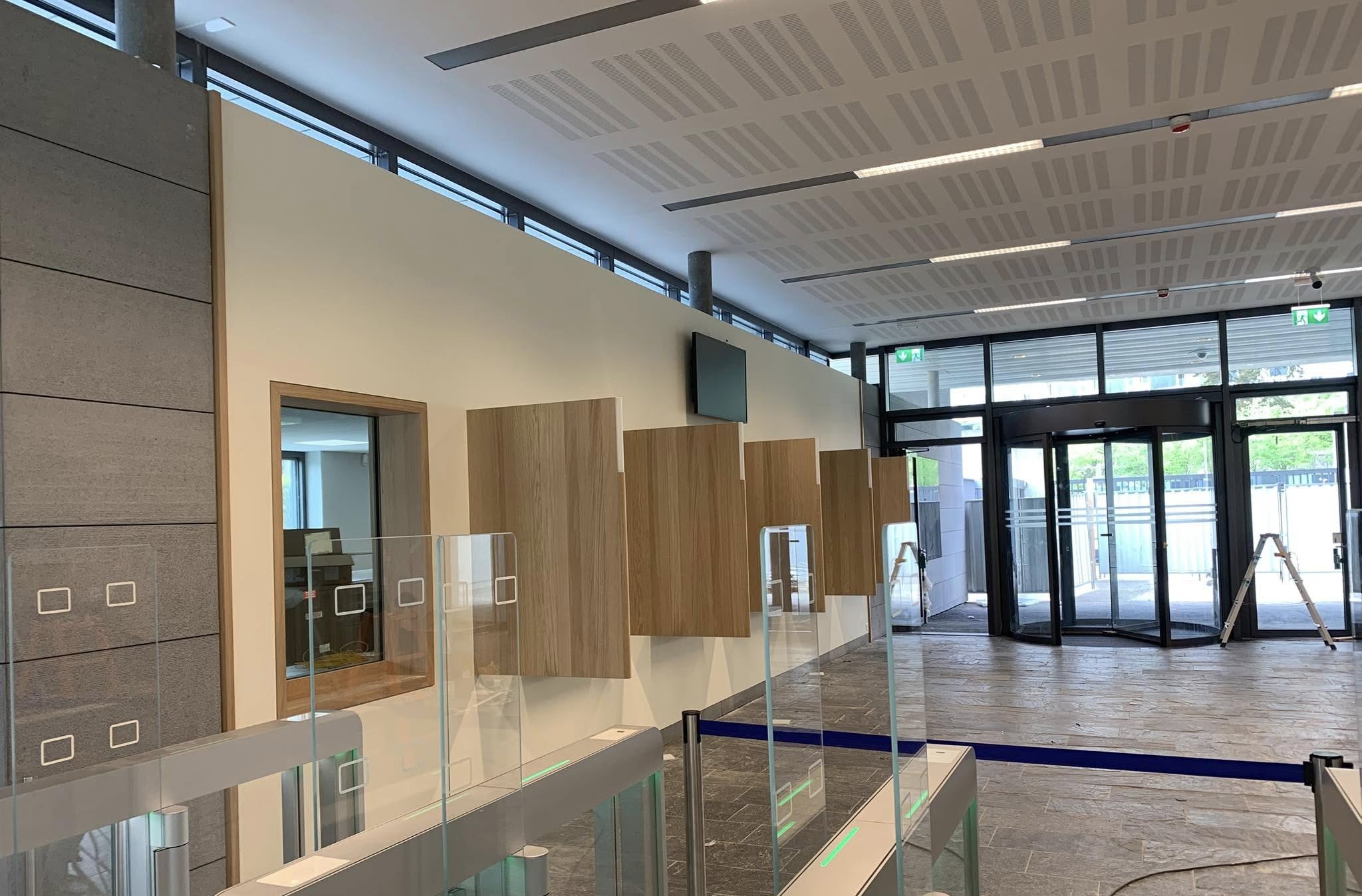 Peinture Salle des Assemblées ONU Genève — bâtiment institutionnel